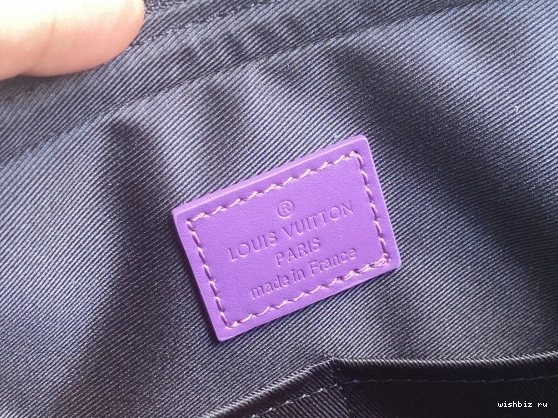 WIS MESSENGER LOUIS VUITTON TRIO 0214